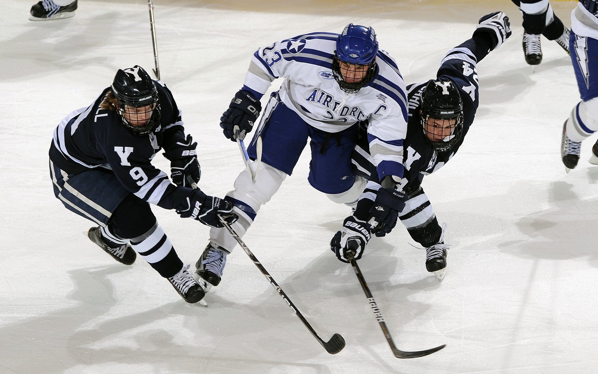 当利拉德在欧冠决赛接管比赛，开拓者绝杀太阳的跨时空隐喻
