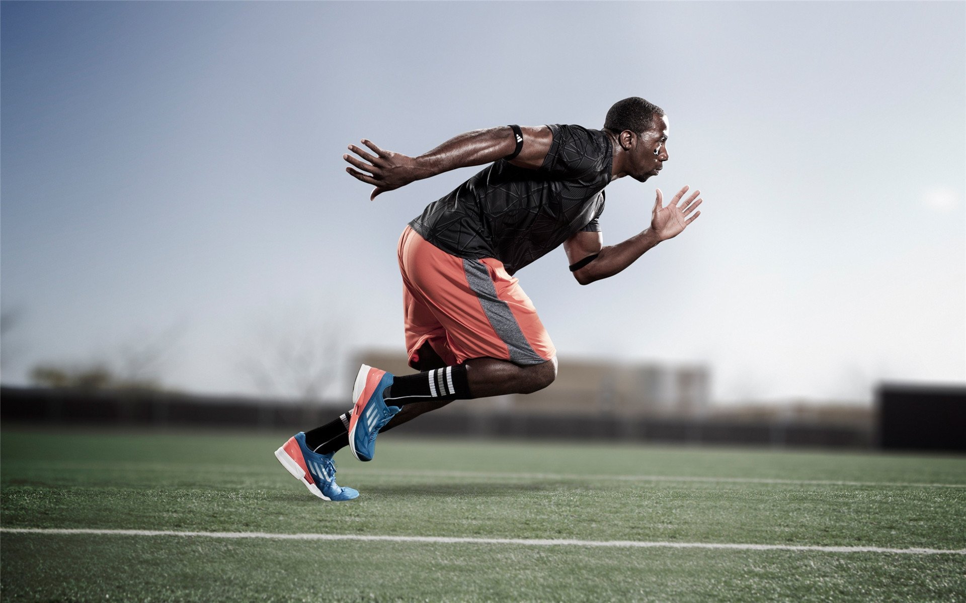 开云体育APP下载-2026世界杯之夜，奥纳纳，从门线到中圈的绿茵革命